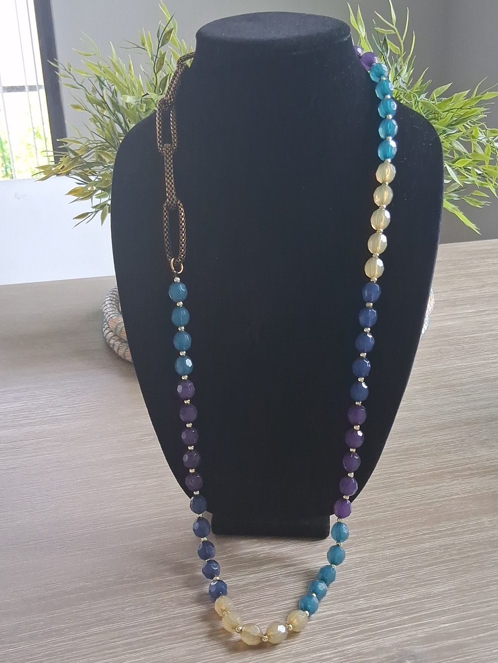 Vintage Long Multi-Color Beaded Necklace Chunky Bronze Toned Metal Chain Link